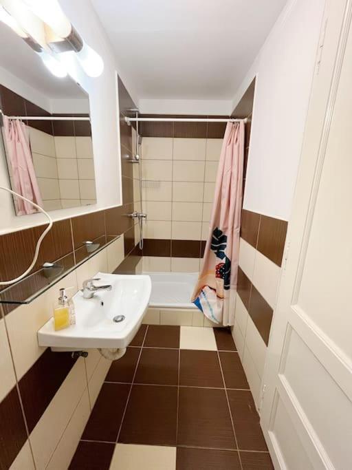 11# Sunflower Cozy Apartment 부다페스트 외부 사진
